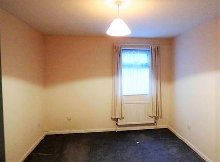 One Bedroom Ground Floor Spacious Maisonette to Rent in High Wycombe - Photo 4
