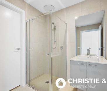 Brand New 3 Bedroom Home Available Now!! 1 Weeks Free Rent Included!! - Photo 6