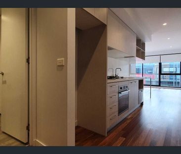 1008/18 Albert Street, Footscray VIC 3011 - Photo 1