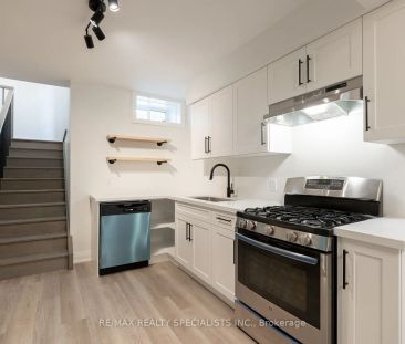 82 Marchmount Road #Unit 1 - Photo 6