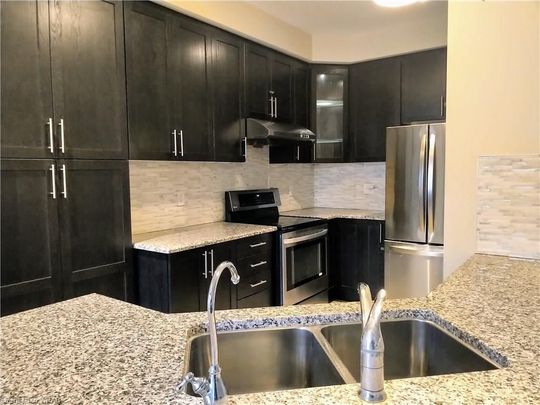 For Lease - 414 Bamberg Crescent, Waterloo, Ontario - Photo 1