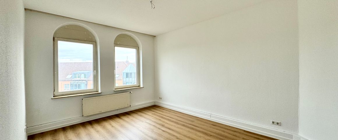 Großzügige & helle 3-Zimmer-Altbauwohnung mit Charme - Photo 1