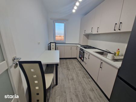 Inchiriez apartament cu 2 camere in Dobroesti - Bridge Residence - Photo 2