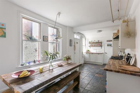 3 bedroom terraced house to rent - Photo 4