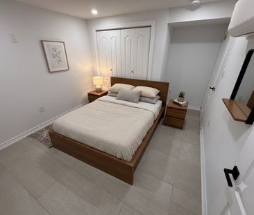For Lease - 541 chamberlain Road Unit# B, Burlington, Ontario - Photo 4