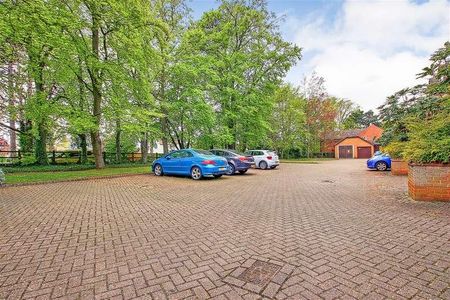 Pine Court, Impington, Cambridge, CB24 - Photo 5