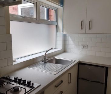 1 Bed Flat, Chorlton, M21 - Photo 3