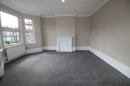2 Bed Flat, Fillebrook Road, E11 - Photo 5
