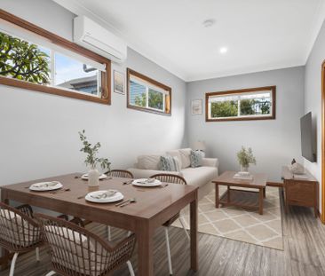 Cozy coastal hideaway - Photo 1