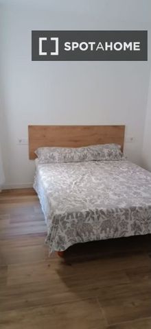 valencia, Valencian Community 46006 - Photo 4