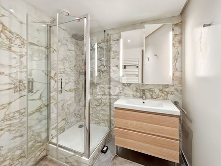 Beau deux pièces rénové avec balcon - Photo 4