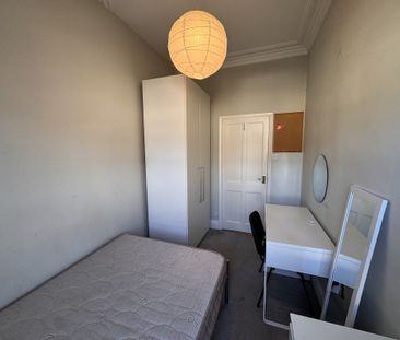 Park Grove, The Groves - P2206 - Photo 5