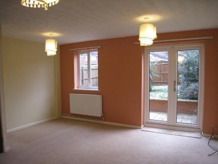 3 bedroom end of terrace house to rent - Photo 5