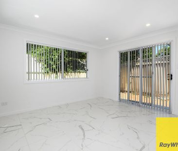 TWO BEDROOM GRANNY FLAT - Photo 1