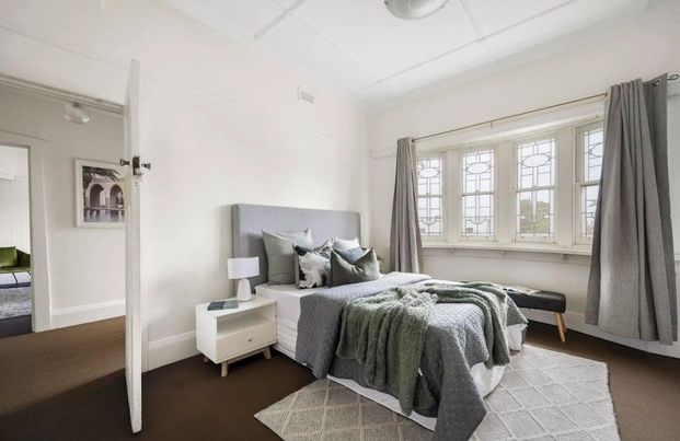 1/4 Rosebank Avenue, Strathmore VIC 3041 - Photo 1