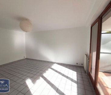 Location Appartement 2 pièces 47m² CHAMBERY 73000 - Photo 1