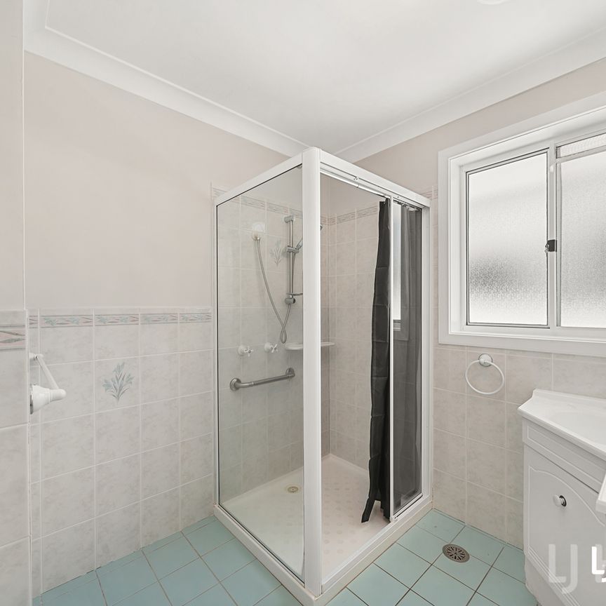 12 Cassidy Street, Queanbeyan West NSW 2620 - House For Rent | Domain - Photo 1