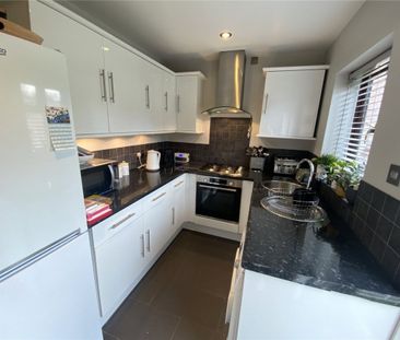 Lacey Green, Balderton, Newark, Nottinghamshire, NG24 - Photo 6