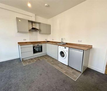 Wellingborough Road, Northampton, Northamptonshire, NN1 - Photo 1