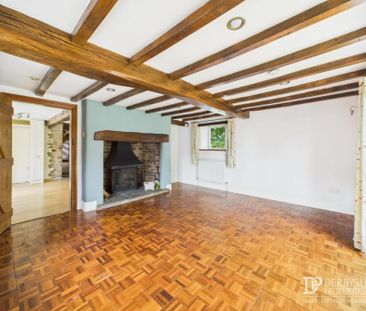 3 Bedroom Cottage - Photo 2