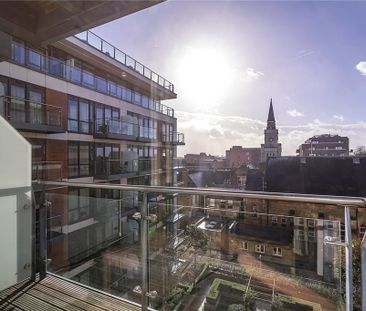 2 Bed Flat, Dickens Yard, W5 - Photo 6