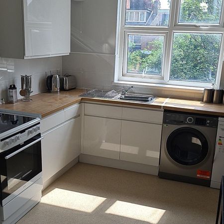 Newtown Street (2 Bed) - Photo 3