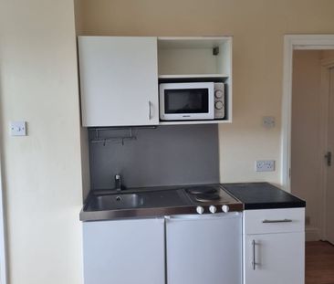 Studio Flat, Sunny Gardens Parade, NW4 - Photo 5