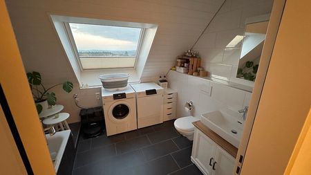 4½ Zimmer-Maisonettewohnung in Pfaffhausen (ZH), möbliert, auf Zeit - Photo 2