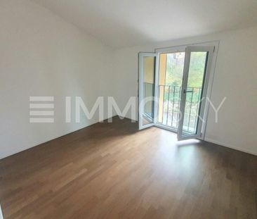 Elegante appartamento con balcone panoramico - Foto 2