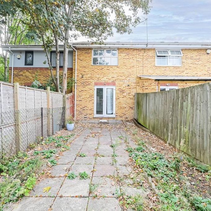 2 bedroom house to rent - Photo 1