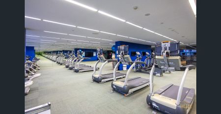 Luxury 2-Bedroom Apartment in the Heart of Sydney’s CBD for LEASE - Photo 5