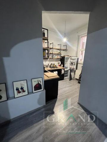 Apartament Ultracentral | 3 Camere | Living | Etaj 2 | Petfriendly - Fotografie 4