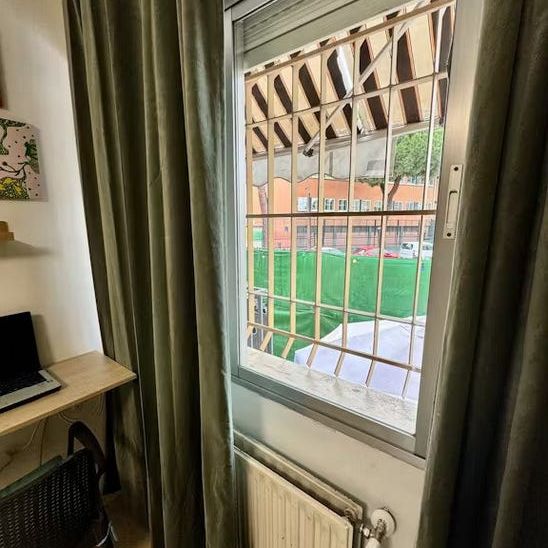 Calle de Valencia, Pozuelo de Alarcón, Community of Madrid 28223 - Photo 1