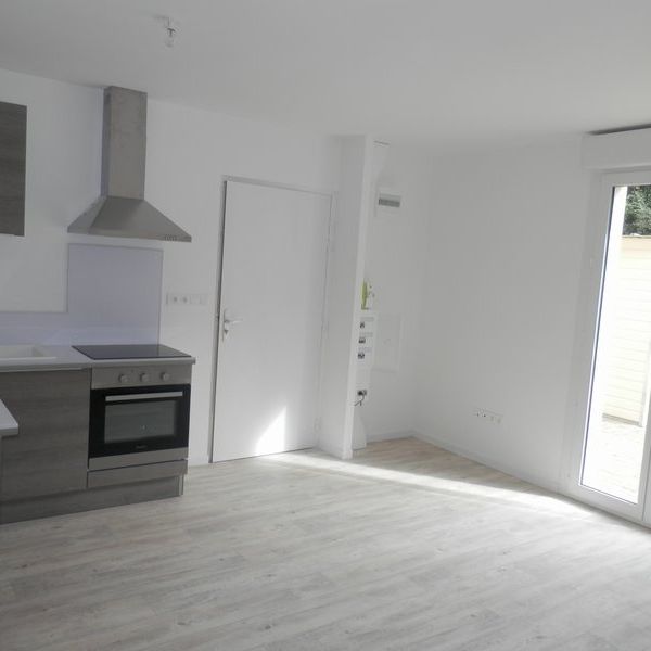 Location Appartement 3 pièces 46m² MANSIGNE 72510 - Photo 1