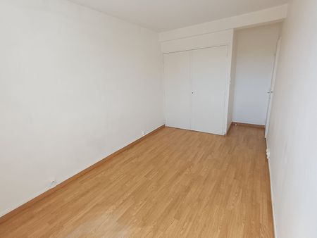 Location Appartement 3 pièces 57m² JOUE LES TOURS 37300 - Photo 2