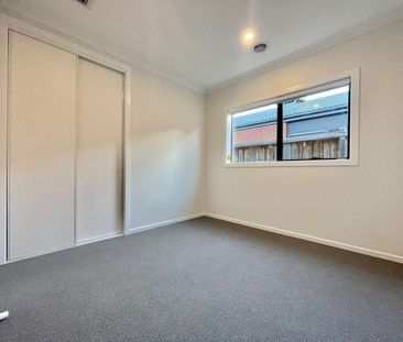 Convenience Is All You Can Count - Train Station Right On Your Door... - Photo 3