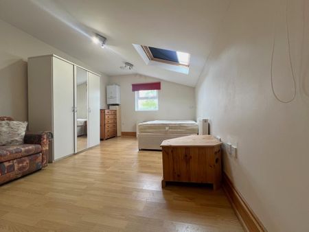 6 bedroom house to rent - Photo 4