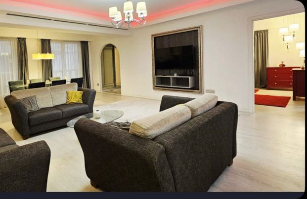 Inchirieri Apartamente 3 camere Bucuresti - Fotografie 1