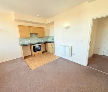 Sherborne Road, Yeovil, Somerset - Photo 5