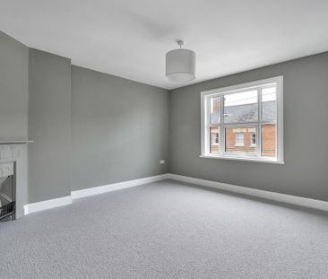 4 bedroom terraced house to rent - Photo 4