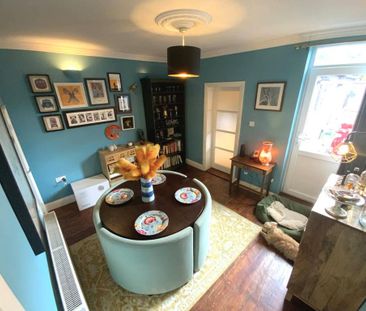 3 bedroom semi-detached house to rent - Photo 2