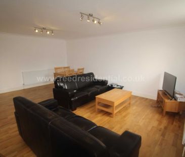 Exeter Road, Birmingham. First Floor four bedroom purpose built flat. - Photo 3