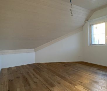 Moderne 3.5 Zimmer-Dachwohnung an ruhiger und zentraler Lage - Foto 3