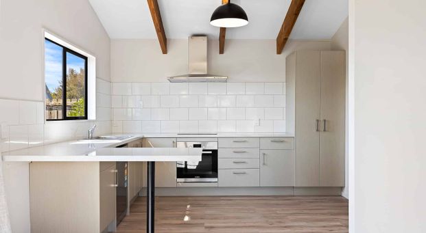 Charming 2-Bedroom Home in the Heart of Oxford! - Photo 1