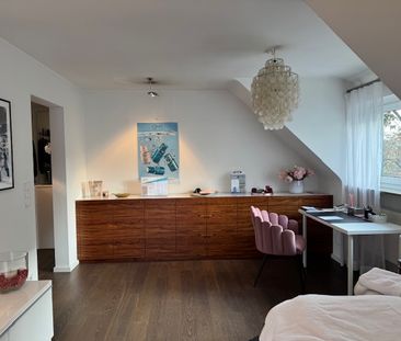 Schnuckelige 2-Zimmer-Wohnung mit Balkon Nahe Helfferichplatz - Photo 2