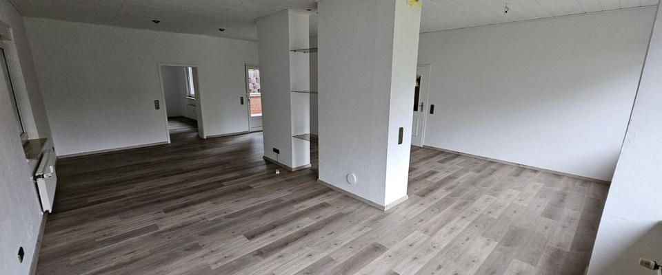 Schöne 2- Z. Wohnung 89 m² mit Terrasse nähe Schachtschleuse - Photo 1