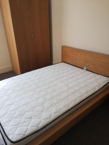 17 Oakdene Lodge, 16 Annadale Avenue, Belfast, BT7 3JH - Photo 3