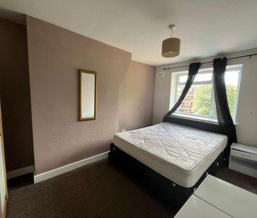 Eccles New Road, Salford - Photo 5