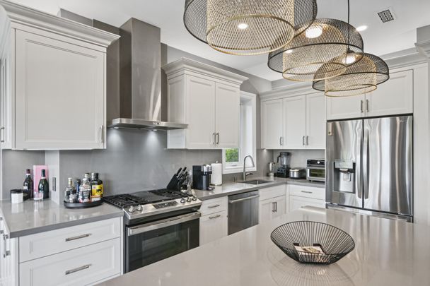 For Lease - 658 Johnston Park Avenue, Collingwood, Ontario - Photo 1
