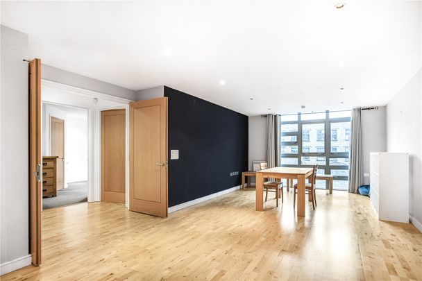 Garden Walk, Shoreditch, London, EC2A 3EW - Photo 1